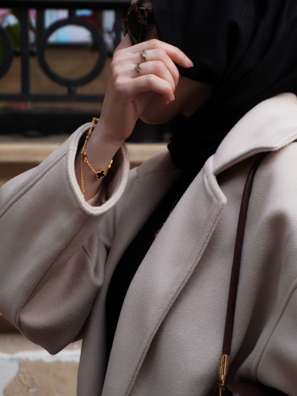 Relaxed fit ivory coat